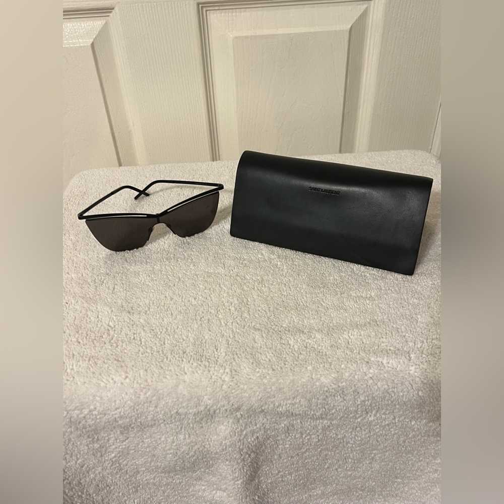 Saint Laurent SL 249 Cat-Eye Sunglasses